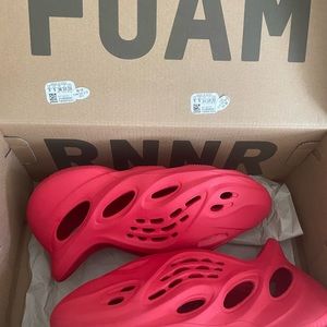YEEZY Foam Runner "Vermillion" sneakers